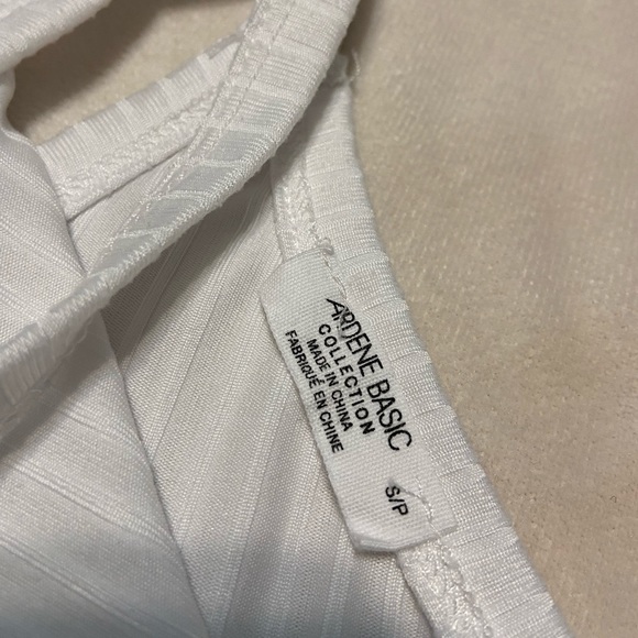Ardene Basic Collection White Ribbed Halter Top - Picture 2 of 3
